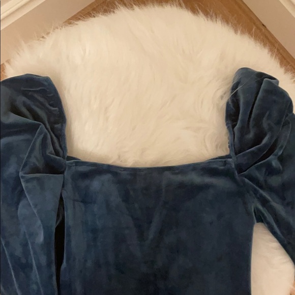 EXUMA Teal Velvet Sweetheart V-bar Bodysuit - Picture 8 of 8